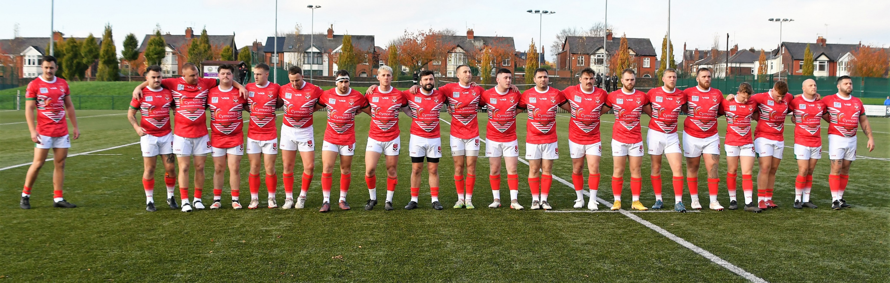 Wales Dragonhearts line up before facing England (pic - Ben Challis)